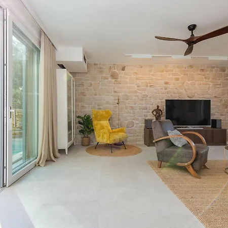 Miramarina Vakantiehuis Tribalj