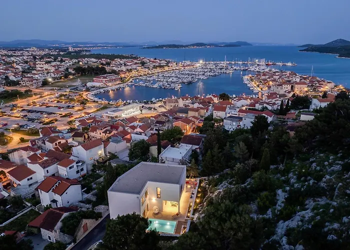 Semesterbostad Miramarina *